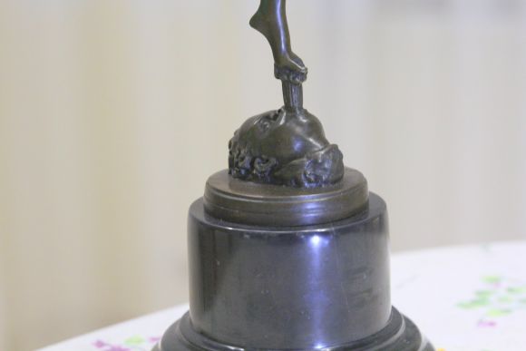 Винтажная медная статуэтка Меркурий