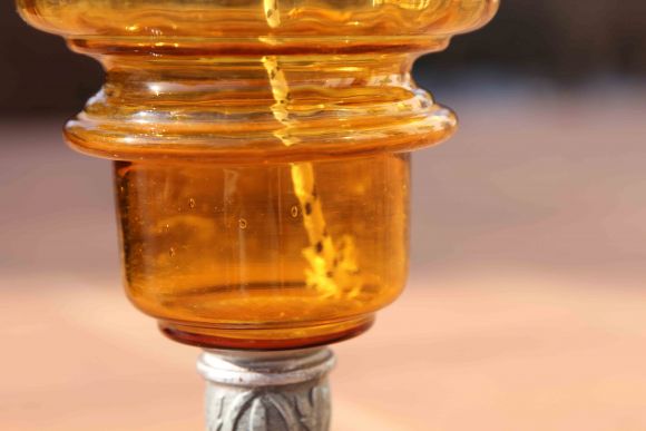 Яркая эффектная керосиновая лампа. Европа. Начало 20 века