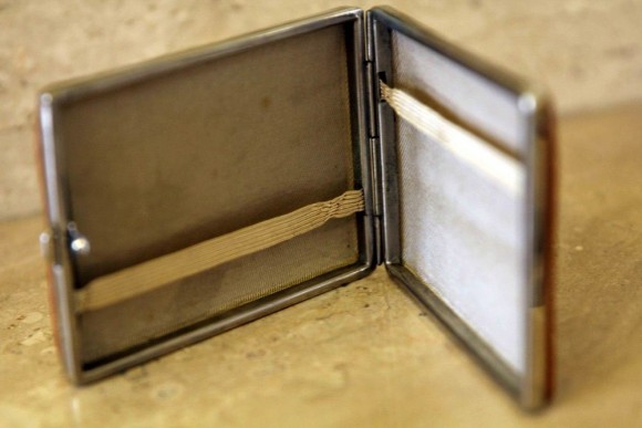 Стильная сигаретница,с китайскими мотивами. Европа. Начало 20 века