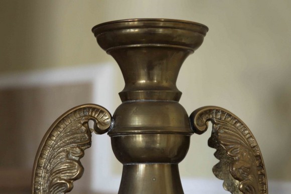 Старинная каминная ваза из латуни. Европа.Конец 19 века