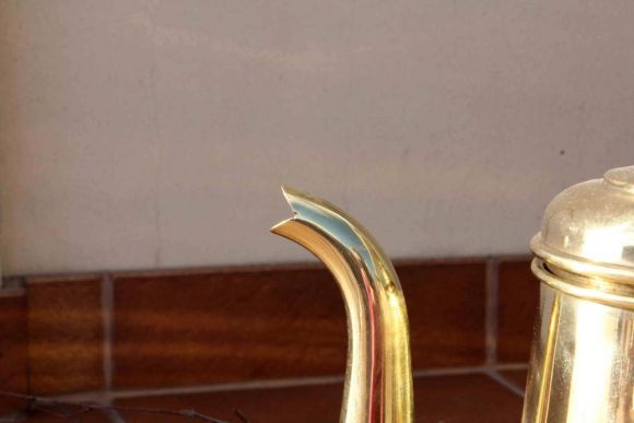 Чайник - кофейник из латуни. Идеальная форма. Европа