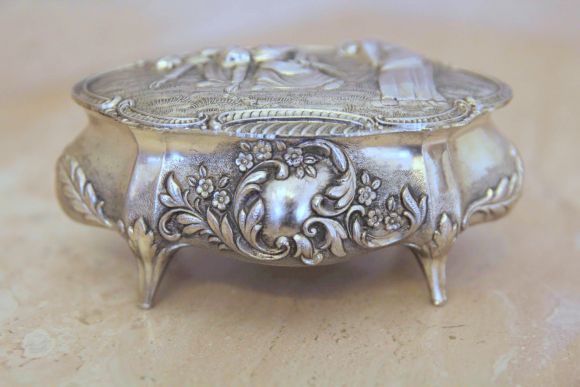 Винтажная шкатулка "Бабы в поле за работой"