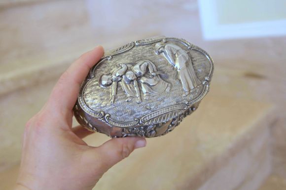 Винтажная шкатулка "Бабы в поле за работой"