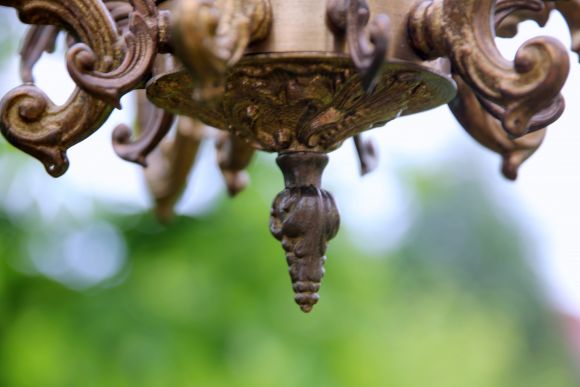 Бронзовая старинная люстра