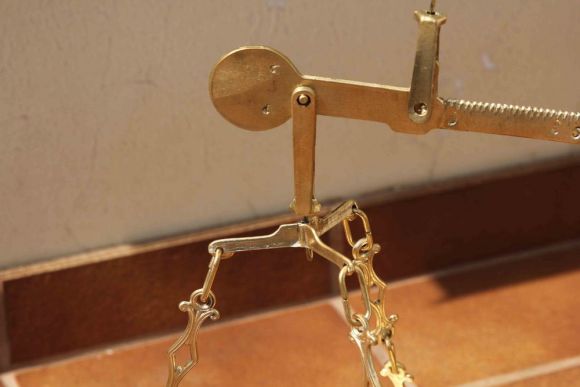 Очень необычные антикварные весы. Европа. Начало 20 века