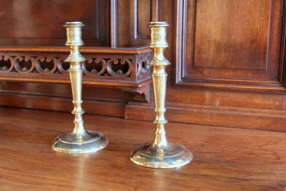 Крупные подсвечники из массива латуни