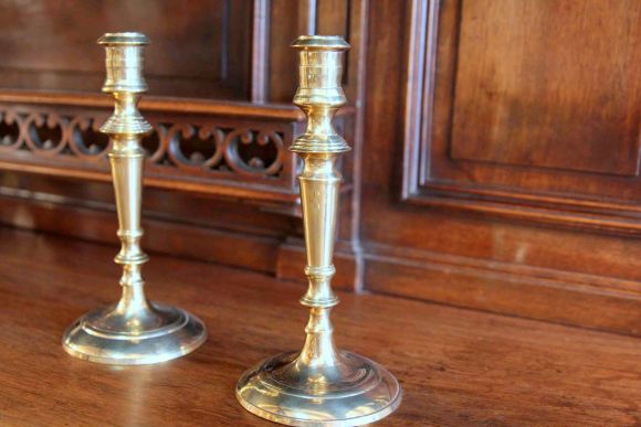 Крупные подсвечники из массива латуни