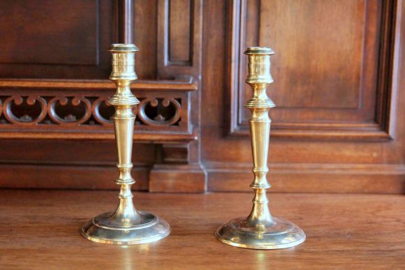 Крупные подсвечники из массива латуни