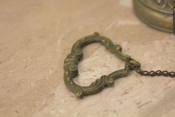 Литой бронзовый колокол