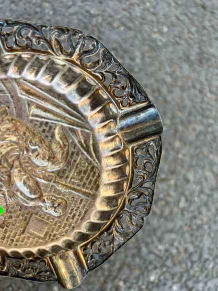 Очаровательная латунная посеребренная пепельница