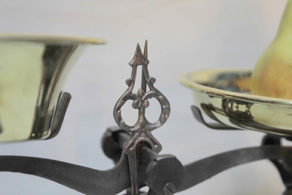 Антикварные, очень редкие старинные кухонные весы FORCE начало 20 век