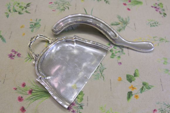 Антикварный набор для  уборки крошек со стола