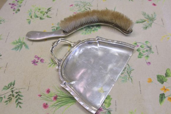 Антикварный набор для  уборки крошек со стола