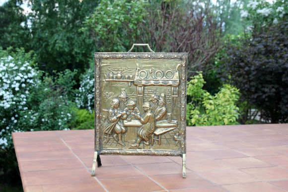 Каминный экран