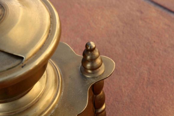 Винтажная кофемолка из латуни. Европа. Начало 20 века