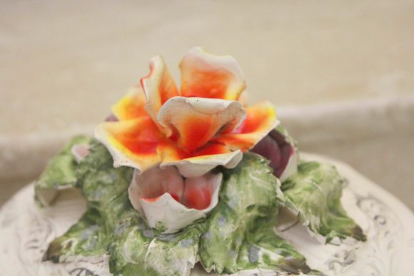 Винтажная супница из фарфора