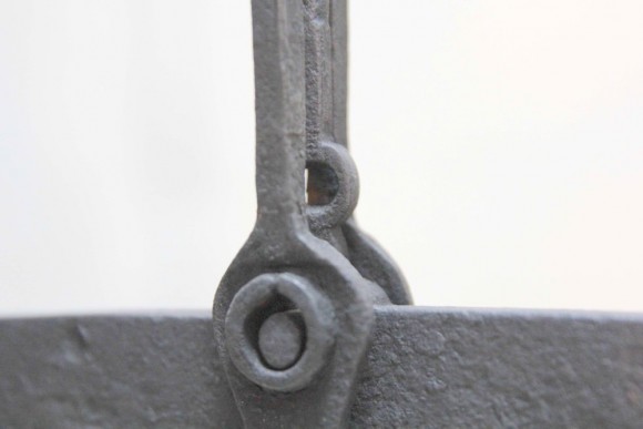 Старинные чашечные подвесные весы. Конец 19 века. Европа