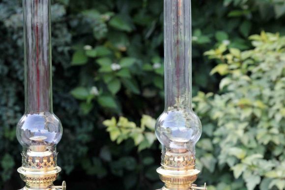 Симпатичная, антикварная пара керосиновых ламп. Европа. Начало 20 века