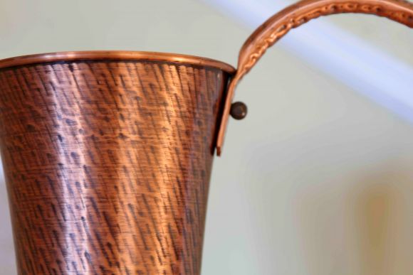 Большой антикварный кувшин из меди. Европа. Начало 20 века