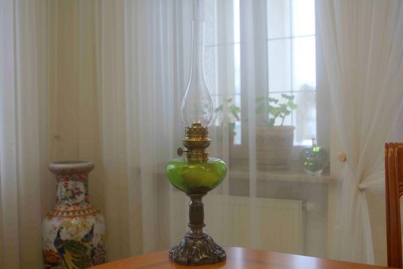 Очень эффектная керосиновая лампа. Европа. Начало 20 века