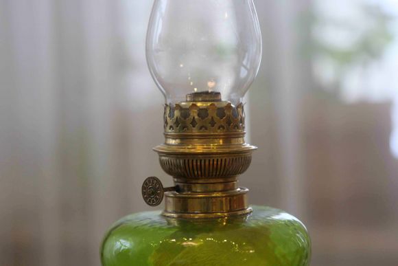 Очень эффектная керосиновая лампа. Европа. Начало 20 века