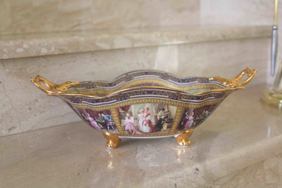 Роскошная французская ваза- фруктовница.