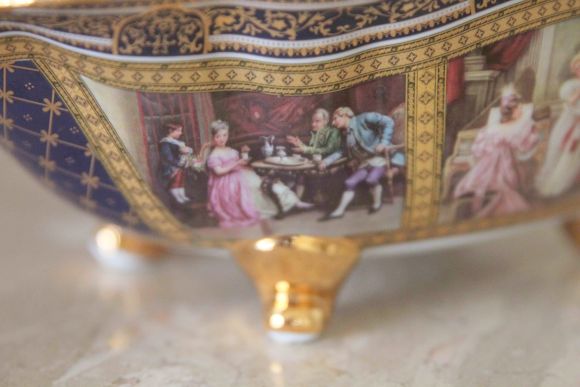 Роскошная французская ваза- фруктовница.