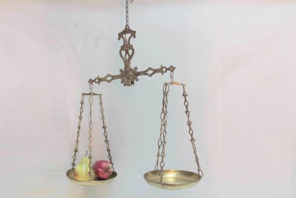 Изящное литьё. Весы правосудия. Европа. Начало 20 века