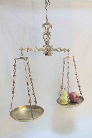 Изящное литьё. Весы правосудия. Европа. Начало 20 века