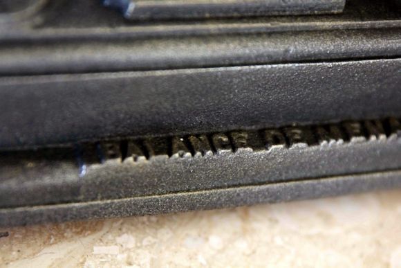 Старинные чугунные весы , рассчитанные на 5 кг  ХХвек , Европа