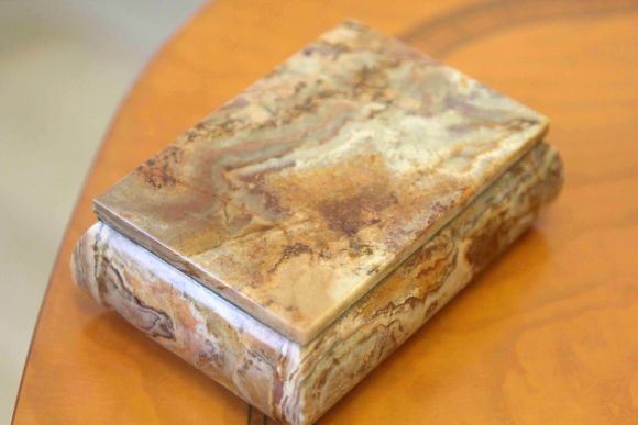 Винтажная шкатулка из оникса. Европа. Начало 20 века