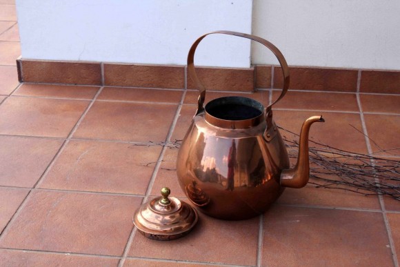 Чайник медный. Интересная форма. Идеальное состояние