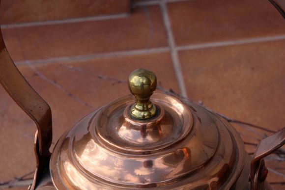 Чайник медный. Интересная форма. Идеальное состояние