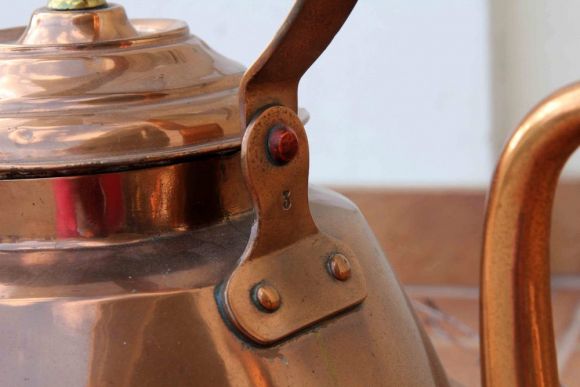 Чайник медный. Интересная форма. Идеальное состояние