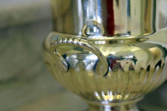 Антикварное латунное ведро для шампанского