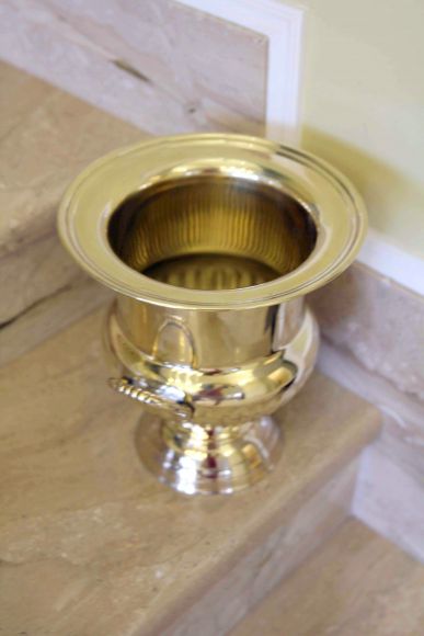 Антикварное латунное ведро для шампанского