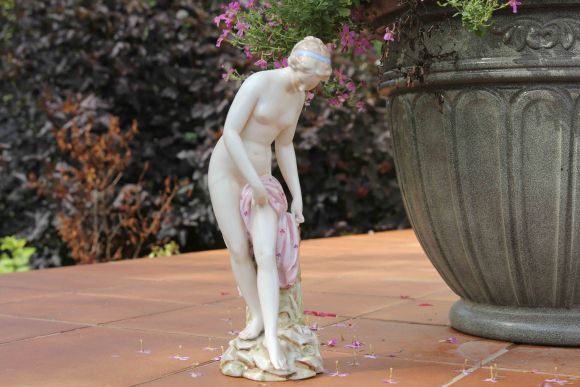 Фарфоровая статуэтка Фолькштедт. Европа. Конец 19 века