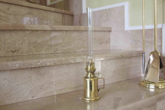 Винтажная керосиновая лампа. Европа. Начало 20 века