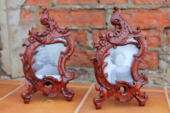 Великолепная пара резных рамок из Ореха