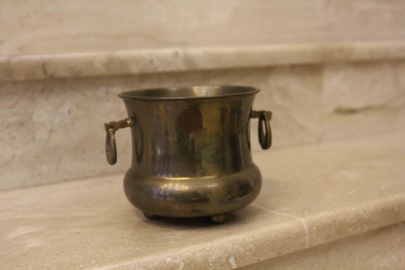 Интересное антикварное кашпо с ручками. Европа. Начало 20 века