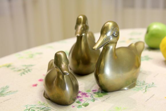 Уточки из латуни на счастье