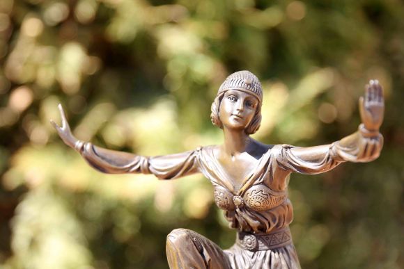 Антикварная статуэтка танец арт-деко. Европа. Начало 20 века