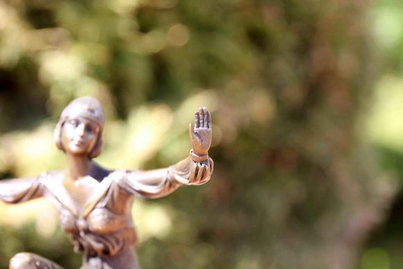 Антикварная статуэтка танец арт-деко. Европа. Начало 20 века