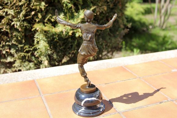 Антикварная статуэтка танец арт-деко. Европа. Начало 20 века