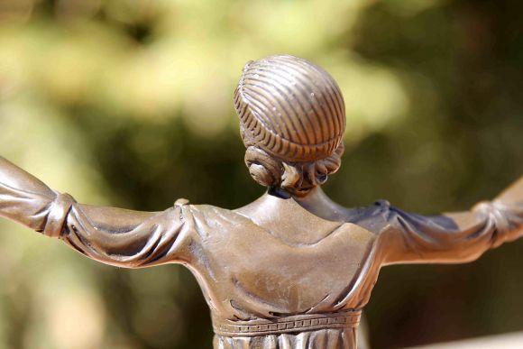 Антикварная статуэтка танец арт-деко. Европа. Начало 20 века