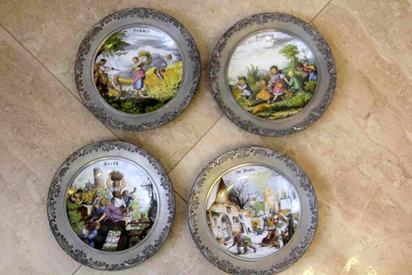 Набор ​коллекционных, винтажных, тарелок серии  "Времена года"