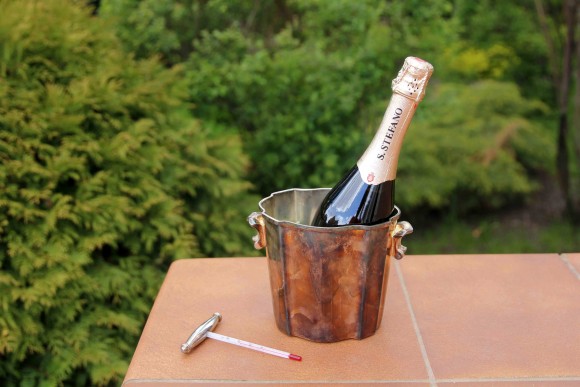 Старинное посеребренное ведро для охлаждения шампанского с градусником 