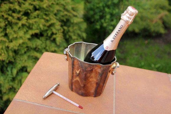 Старинное посеребренное ведро для охлаждения шампанского с градусником 