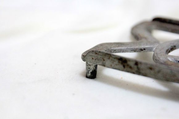 Винтажная подставка под утюг