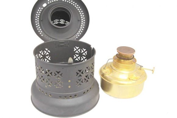 Керосиновая печь в рабочем состоянии. Великобритания. Начало 20 века